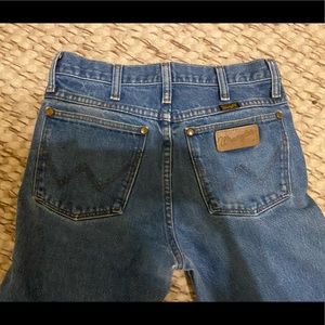 Wrangler straight leg jeans